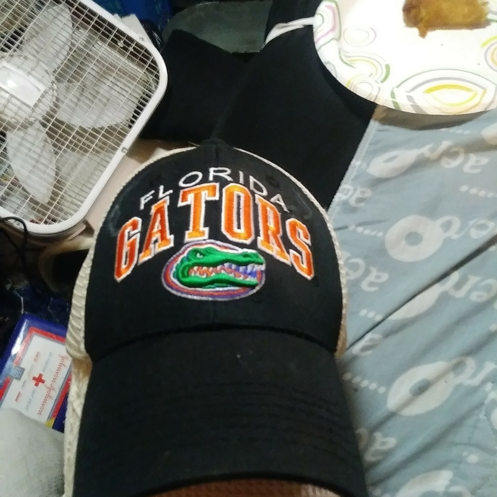 Baseball caps - Picture 3 of 16